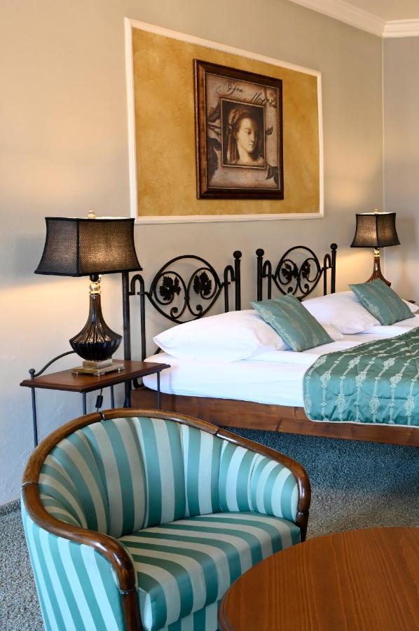 Hotel Boucek Kroměříž المظهر الخارجي الصورة