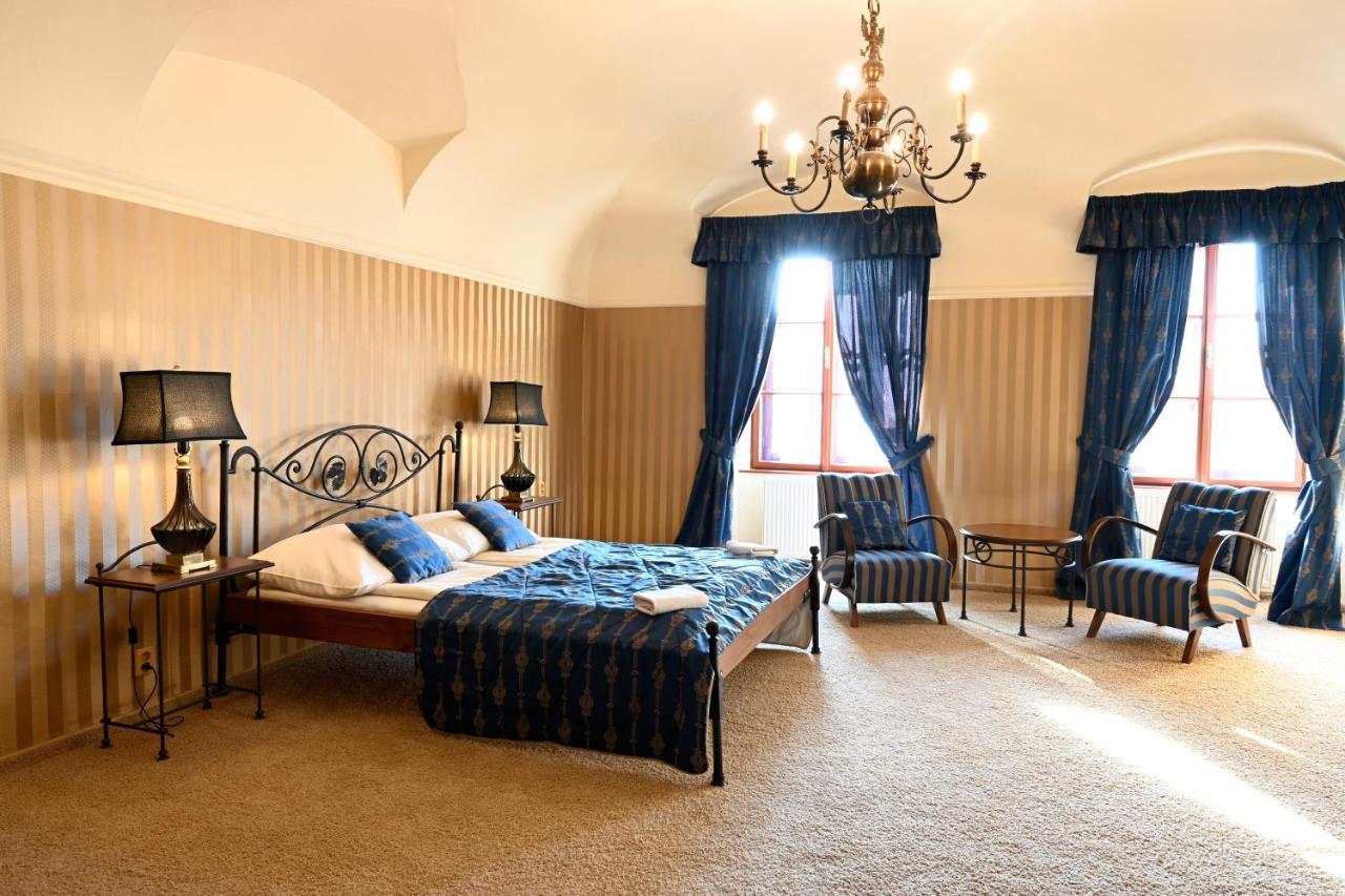 Hotel Boucek Kroměříž المظهر الخارجي الصورة