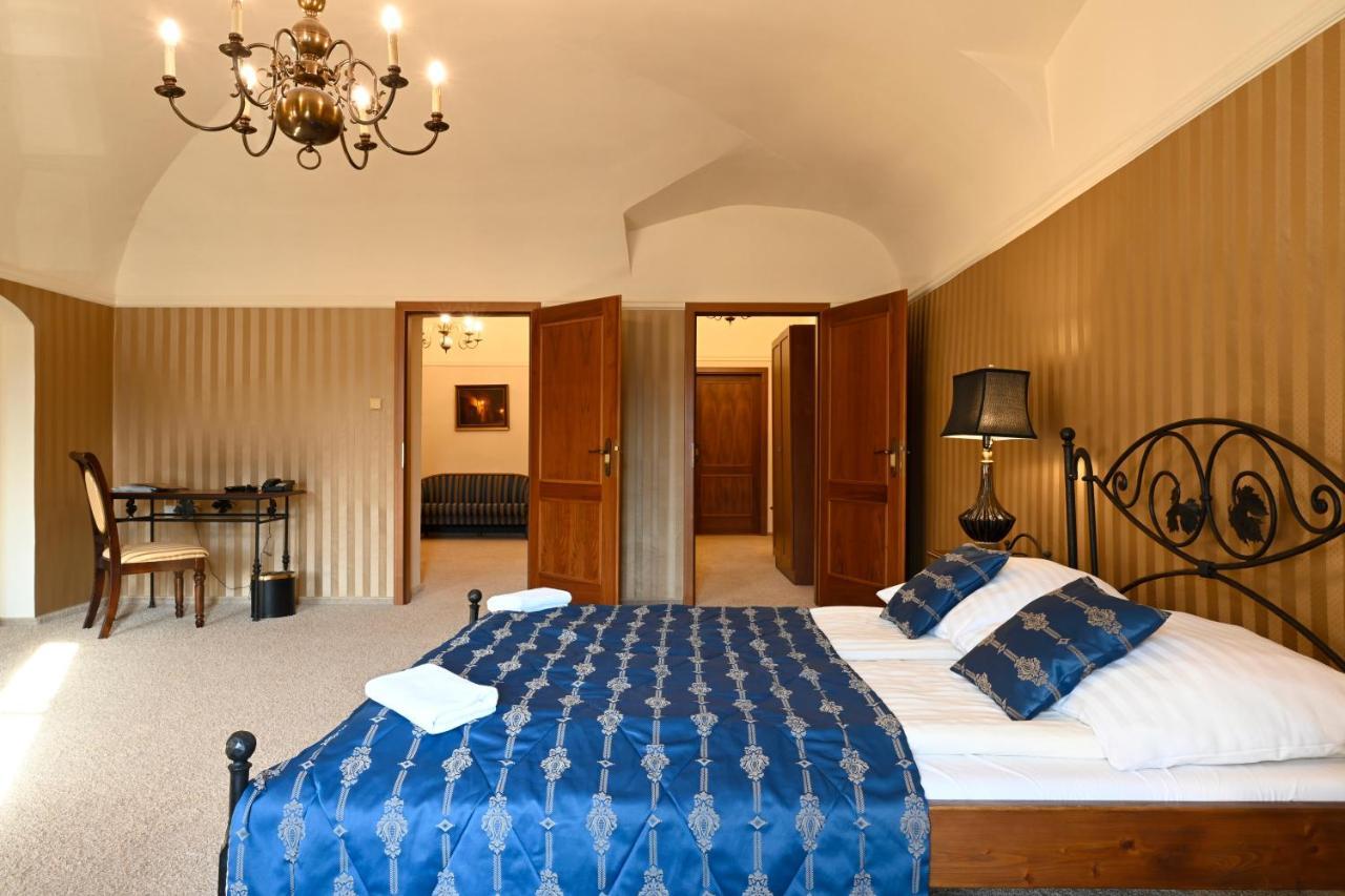 Hotel Boucek Kroměříž المظهر الخارجي الصورة