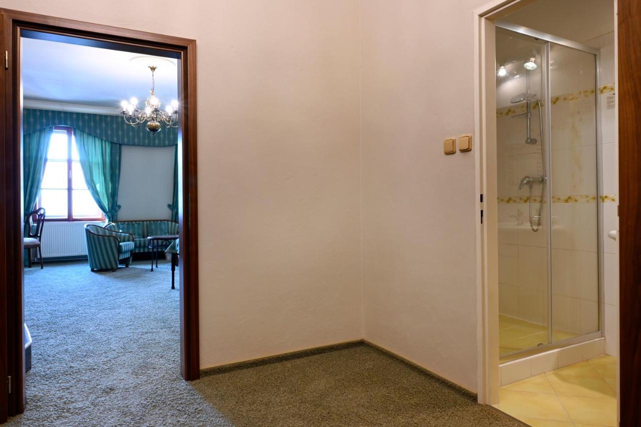 Hotel Boucek Kroměříž المظهر الخارجي الصورة