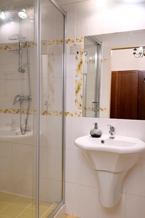 Hotel Boucek Kroměříž المظهر الخارجي الصورة